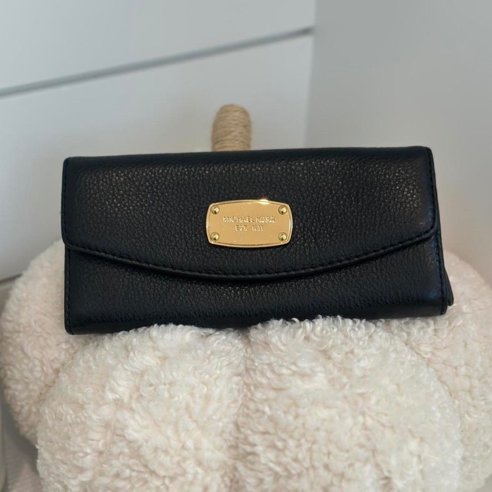 Authentic Black leather Michael Kors wallet